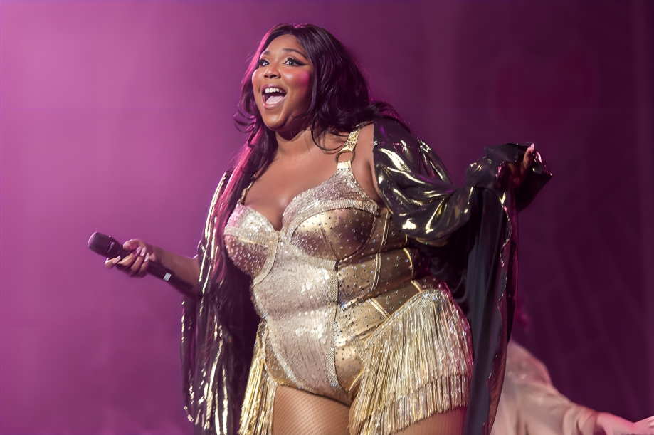 Lizzo Flaunts Stunning Weight Loss In New Post After Shutting Down Ozempic Rumors